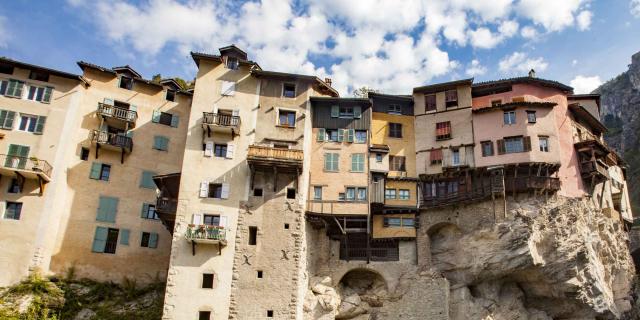 ©cloclem Maisons Suspendues Pont En Royans